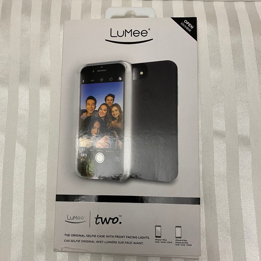 LuMee Light Up Cell phone Case in Box